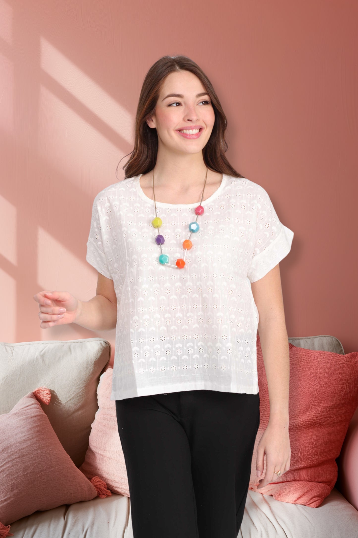 Blouse  Erica col rond Broderie anglaise Blanche –Top Chic & Bohème Yandra Collection