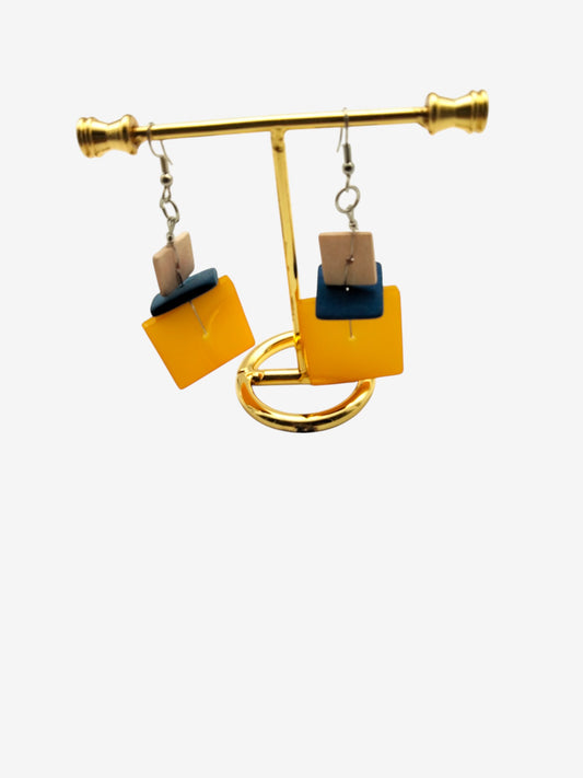 Boucles d'Oreilles Carrées Géométriques Ocre et Bleu - Design Rétro Chic Ocre Yandra Collection