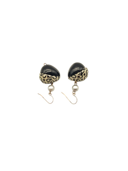 Boucles d'Oreilles Bois Vernis Noir et Blanc-Design Noir et Crème Art Déco