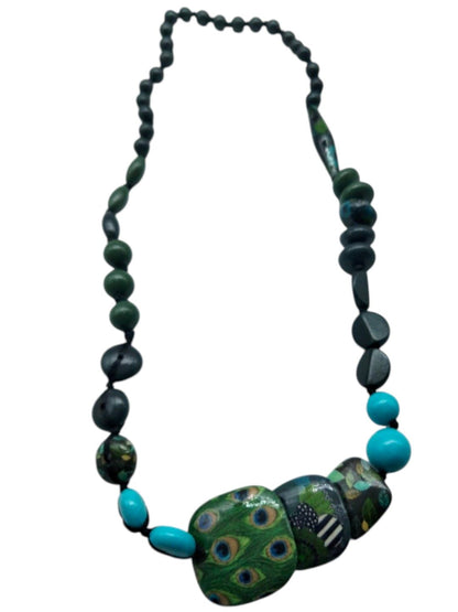 Collier "Yandra" – Imprimé Paon & Perles Artisanales