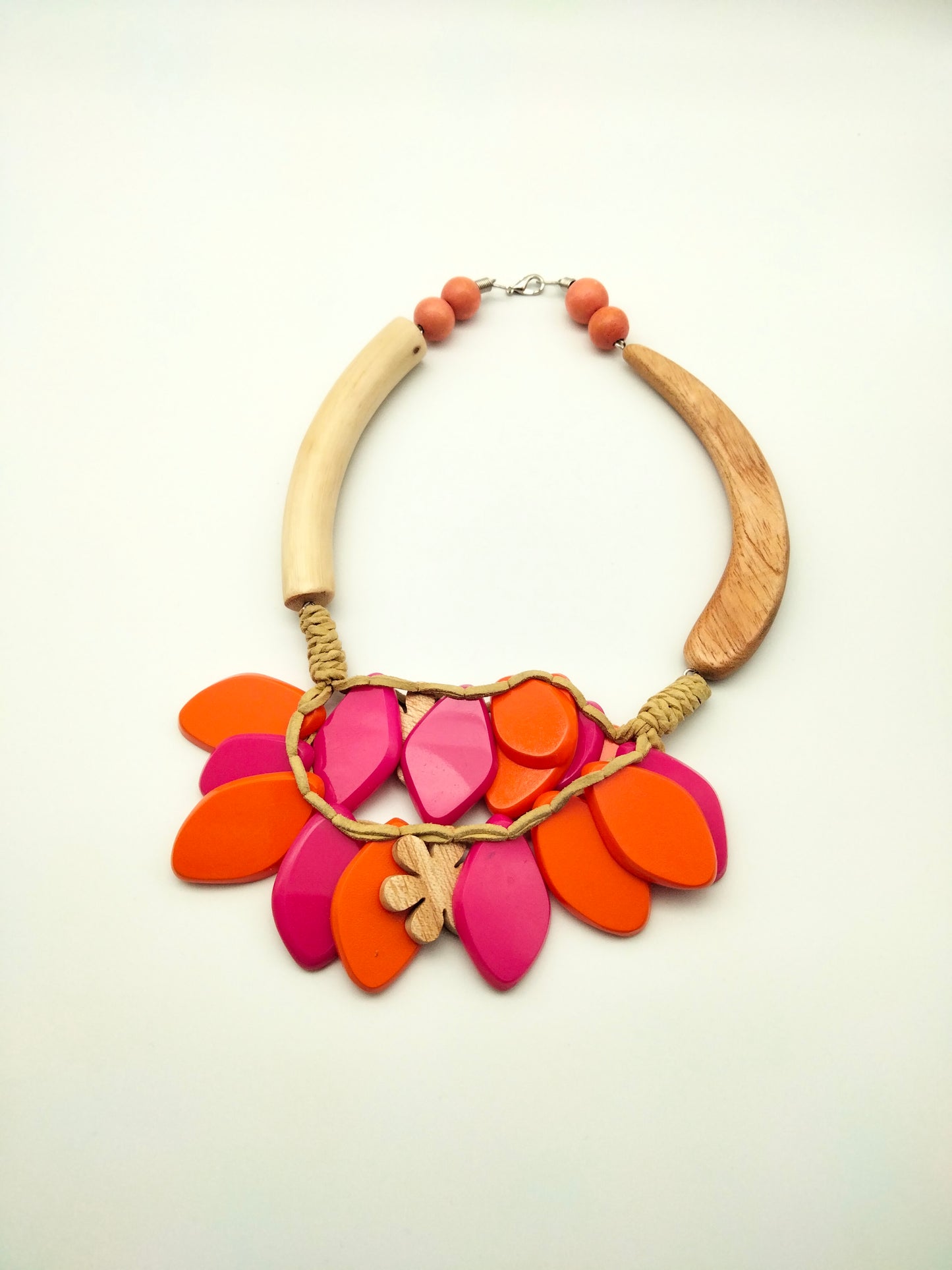 Collier Plastron "Feuillage Tropical" en Bois – Duo de Couleurs Vitaminées