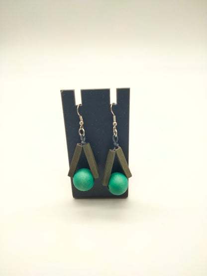 Boucles d’Oreilles Triangles en Bois Fait Main- Bijoux Éco-Chic